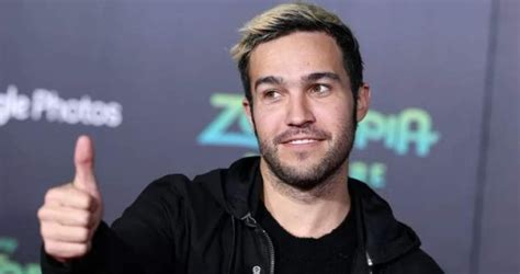 pete wentz height|Pete Wentz height in ft (feet), cm & meters — MrHeight